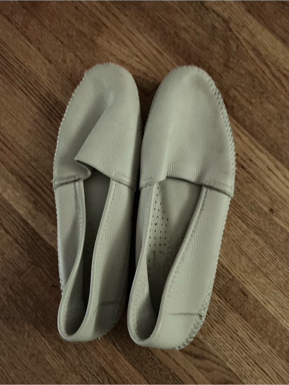 Light Cream Leather Slip-On Flats